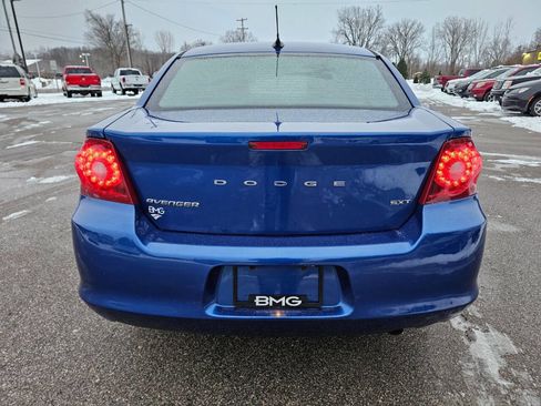 Used 2014 Dodge Avenger SXT image 4