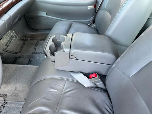 Used 2002 Buick Le Sabre Limited w/ Driver Confidence Pkg image 17