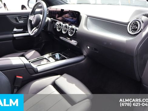 Used 2025 Mercedes-Benz GLA 250 image 28