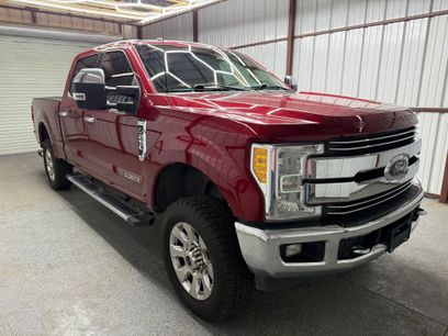Used 2017 Ford F250 Lariat w/ Lariat Ultimate Package