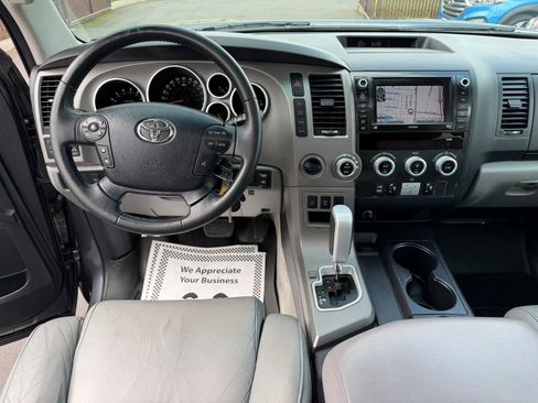 Used 2011 Toyota Sequoia Limited image 18