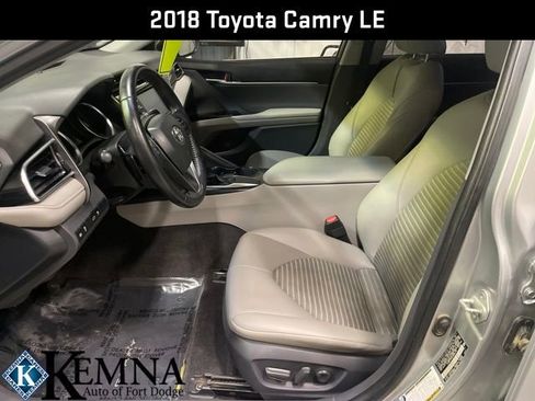 Used 2018 Toyota Camry LE image 10