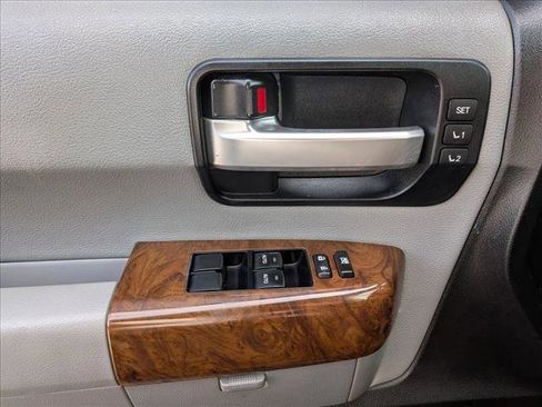 Used 2010 Toyota Sequoia Platinum image 15
