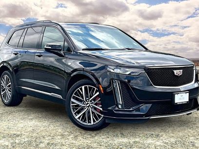 Used 2023 Cadillac XT6 Sport w/ Technology Package