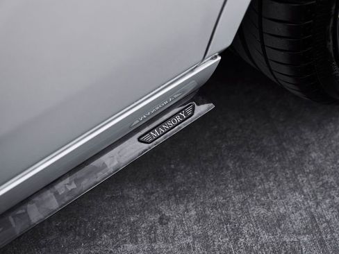Used 2024 Rolls-Royce Phantom Sedan RWD image 14