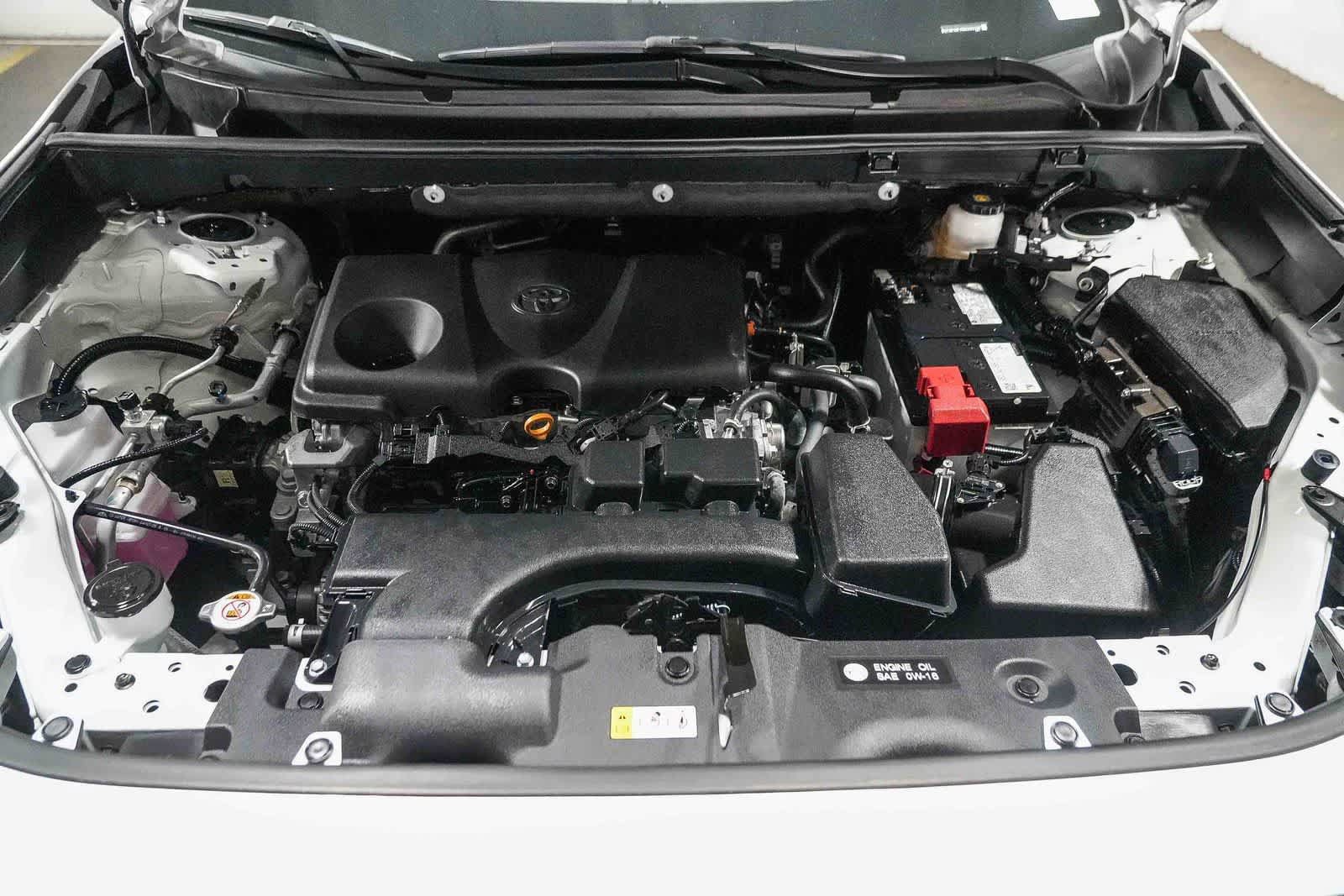 Certified 2025 Toyota RAV4 LE FWD image 28