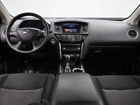 Used 2020 Nissan Pathfinder SV image 44