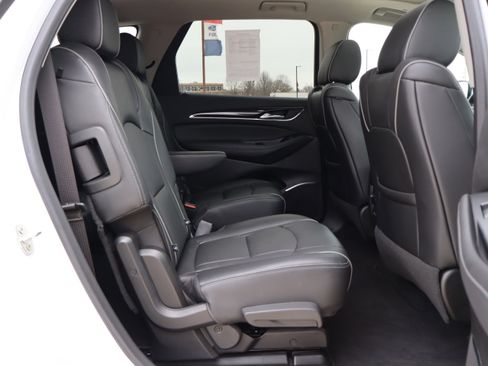 Used 2021 Buick Enclave Avenir image 13