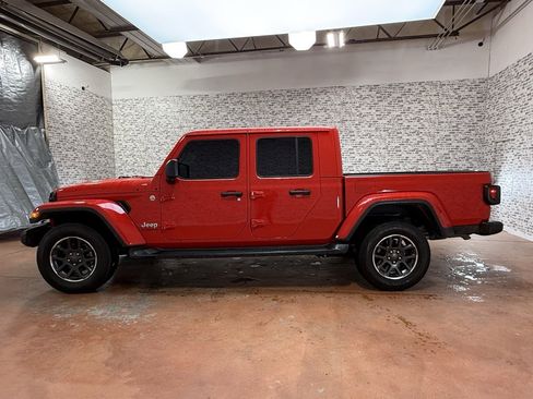 Used 2022 Jeep Gladiator Overland image 7
