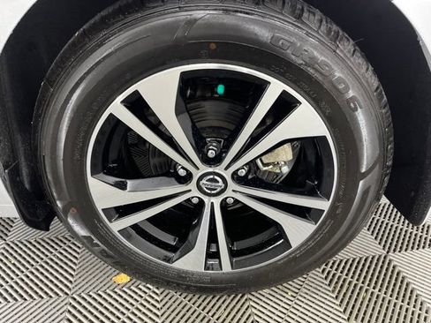 Used 2023 Nissan Sentra SV FWD image 15