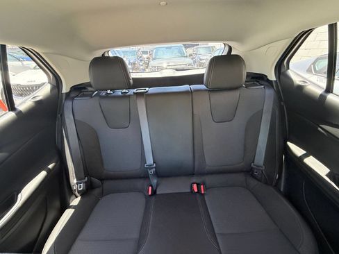 Used 2025 Buick Encore GX Preferred FWD image 37