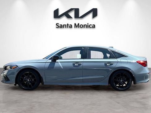 Used 2022 Honda Civic Sport image 3