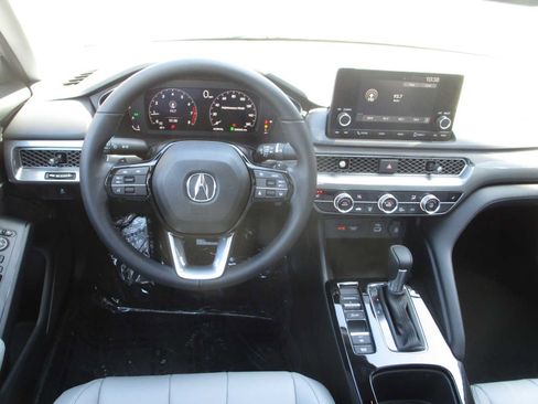Used 2025 Acura Integra image 10