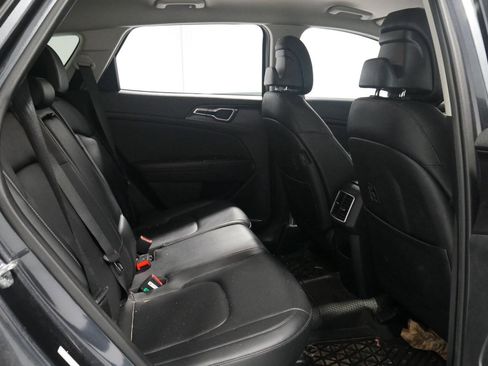 Used 2023 Kia Sportage EX image 17