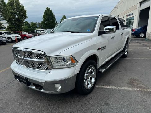 Used 2014 RAM 1500 Laramie w/ Convenience Group AWD/4WD image 29