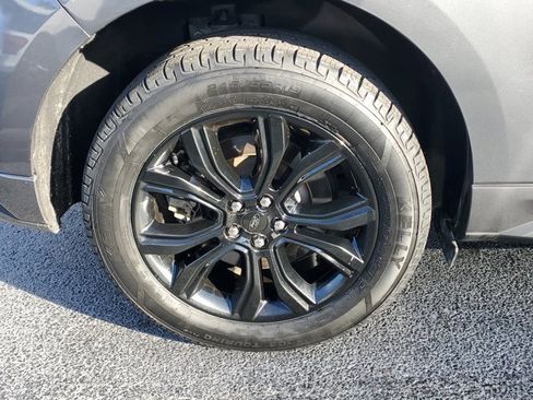 Certified 2022 Ford Edge SE w/ Black Appearance Package image 7