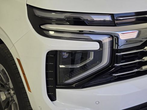 New 2026 Chevrolet Suburban LT w/ Comfort Package RWD image 10
