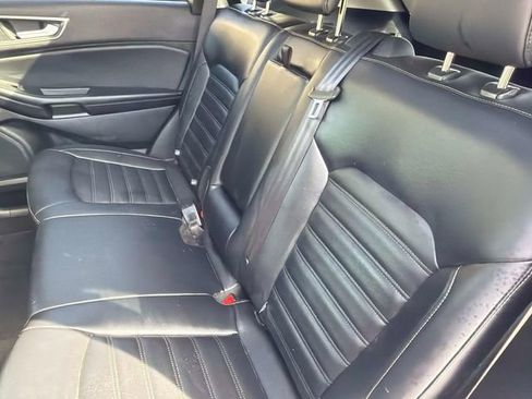 Used 2022 Ford Edge SEL w/ Convenience Package AWD/4WD image 15