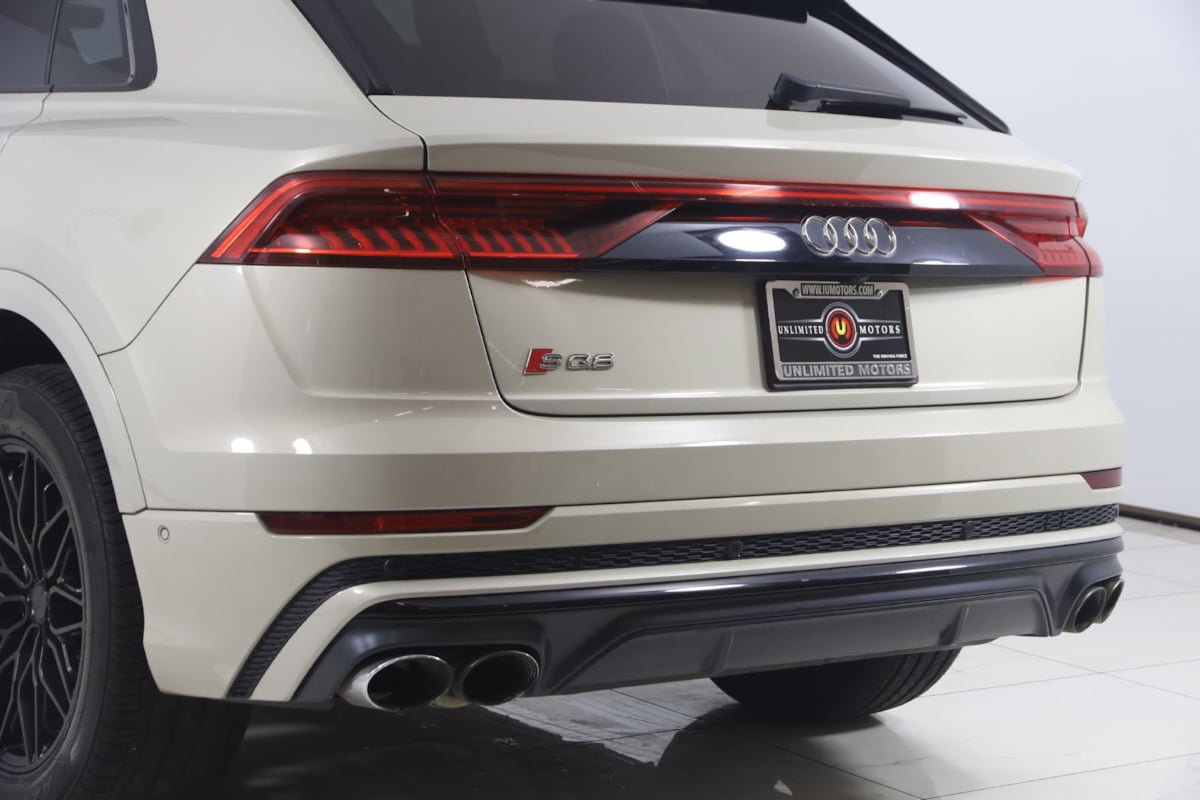 Used 2021 Audi SQ8 Prestige AWD/4WD image 24
