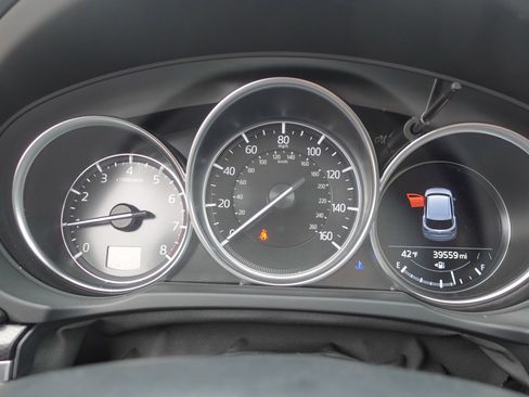 Certified 2024 MAZDA CX-5 Carbon Edition image 17