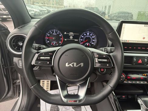 Used 2024 Kia Forte GT-Line image 12