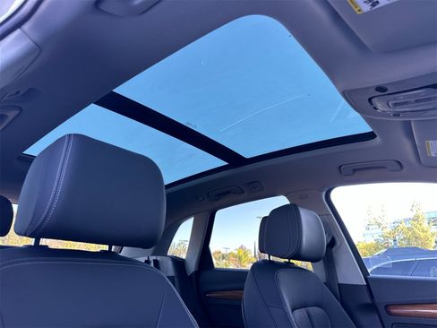 Used 2022 Audi Q5 2.0T Premium Plus image 17