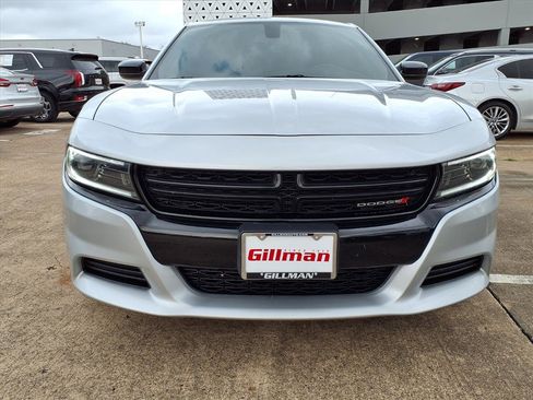 Used 2023 Dodge Charger SXT w/ Blacktop Package image 19