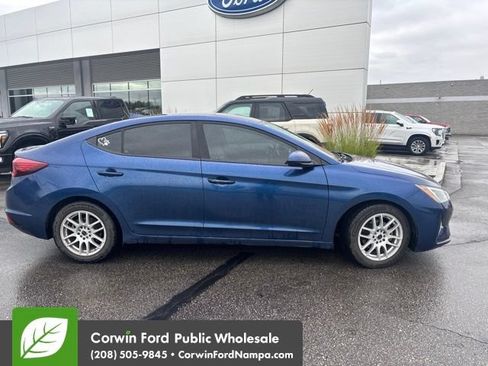 Used 2020 Hyundai Elantra SEL FWD image 4