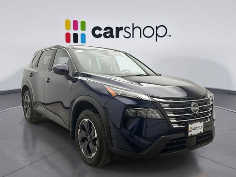Used 2025 Nissan Rogue SV image 7
