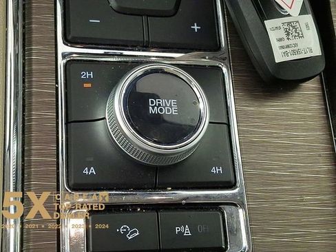 Used 2024 Ford Expedition Max Limited image 29