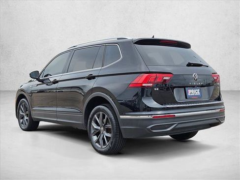 Used 2022 Volkswagen Tiguan SE AWD/4WD image 8