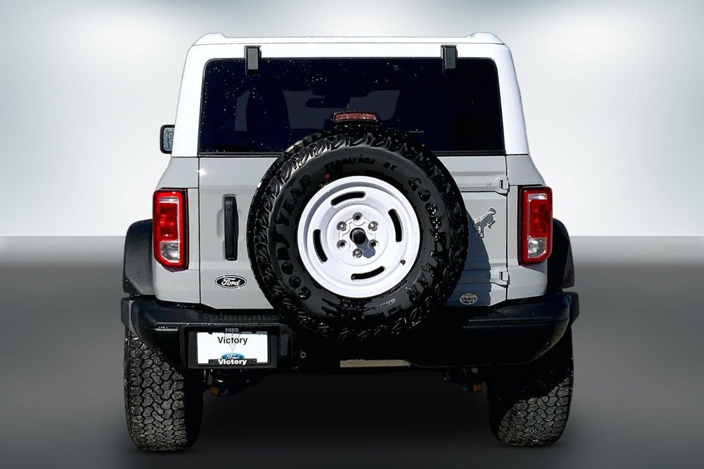 New 2026 Ford Bronco Heritage Edition AWD/4WD image 4