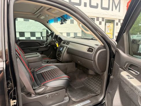Used 2014 Chevrolet Silverado 2500 LTZ w/ LTZ Plus Package AWD/4WD image 33