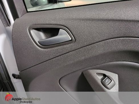 Used 2018 Ford Escape SE image 33