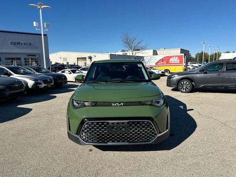 Used 2023 Kia Soul EX image 16