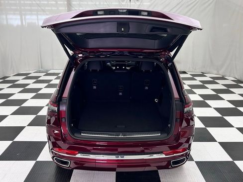 New 2025 Jeep Grand Cherokee Overland w/ Adv Protech Group III image 10