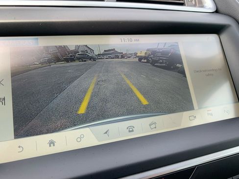 Used 2020 Jaguar E-PACE SE AWD/4WD image 21