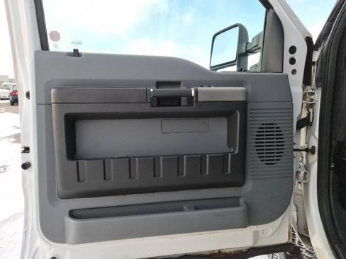 Used 2016 Ford F250 XLT w/ FX4 Off-Road Package image 12