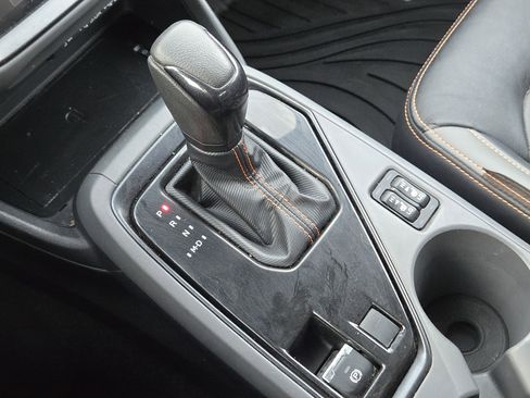 Used 2024 Subaru Crosstrek 2.5i Limited w/ Crosstrek Mirror Package image 20