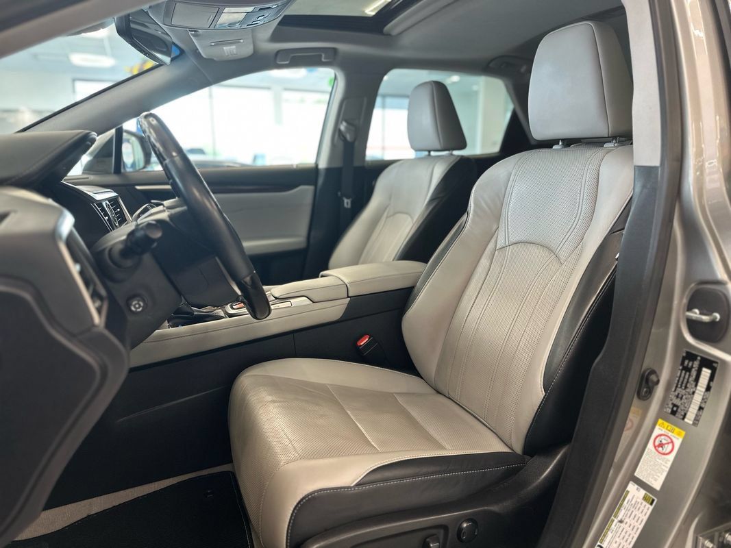 Used 2017 Lexus RX 350 AWD w/ Premium Package image 20
