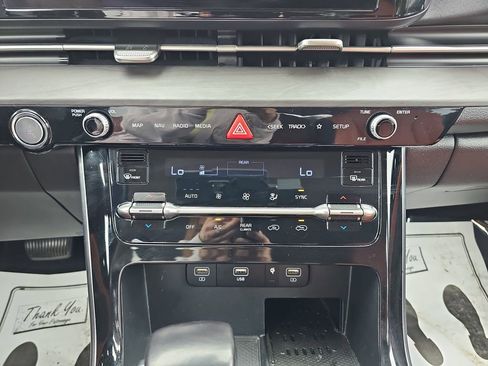 Used 2022 Kia Carnival SX FWD image 30