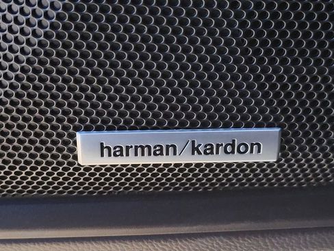 Certified 2025 Subaru Outback Onyx Edition image 19