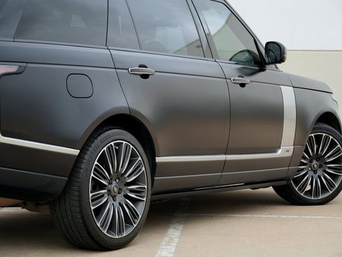 Used 2020 Land Rover Range Rover Long Wheelbase Autobiography AWD/4WD image 36