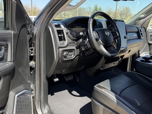 Used 2024 RAM 2500 Laramie image 14