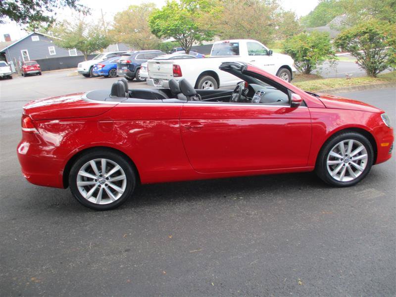 Used 2013 Volkswagen Eos Komfort FWD image 8