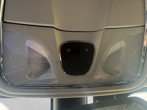 Used 2018 Jeep Cherokee Limited image 59