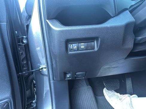 Used 2025 Toyota RAV4 LE AWD/4WD image 13
