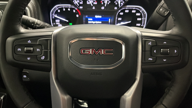 Used 2022 GMC Sierra 1500 Elevation w/ Driver Alert Package I AWD/4WD image 16