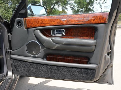 Used 2007 Bentley Arnage R RWD image 24
