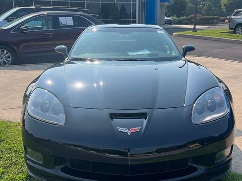 Used 2008 Chevrolet Corvette Z06 w/ Preferred Equipment Group RWD image 2